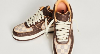 Giày sneakers do Louis Vuitton hợp tác với Nike phá vỡ kỷ lục đấu giá, lên tới 8 tỷ đồng!